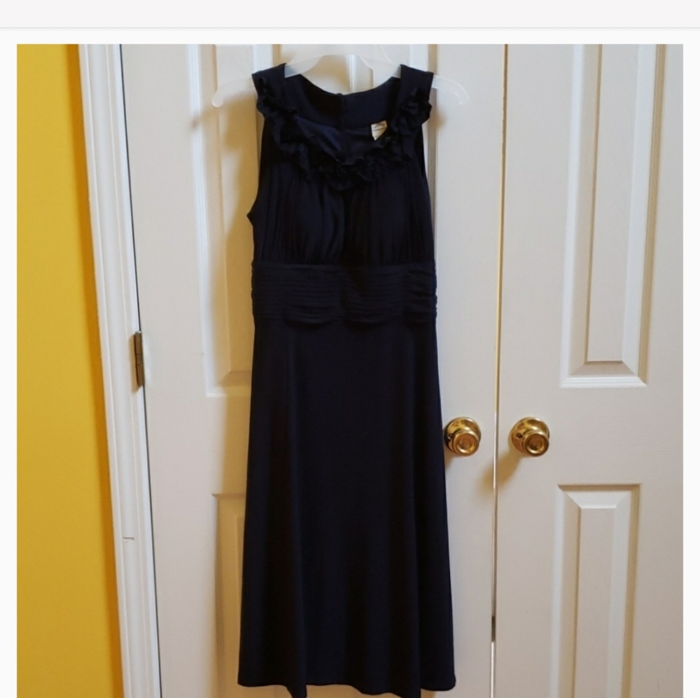 Flirty dark BLUE dress👗👗 - Picture 10 of 10